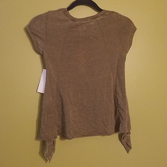 graphic tee be your own kind of beautiful - Picture 5 of 5